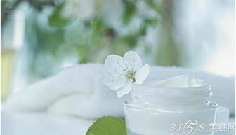 怎樣提高化妝品店的業(yè)績