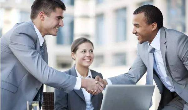 入鄉隨俗 美國留學必備社交禮儀